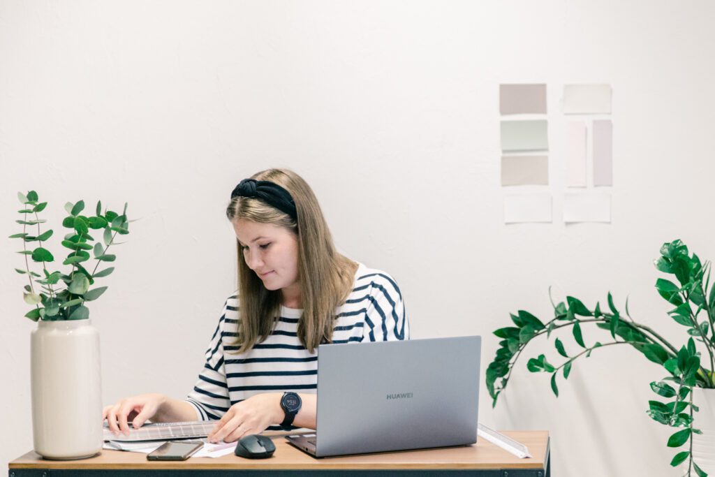 yrityskuva henkilökuva yrittäjästä nettisivuille